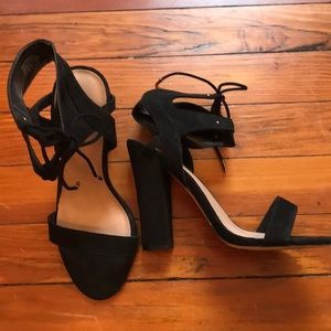 Mix No.6 Raffaelli Block Heels